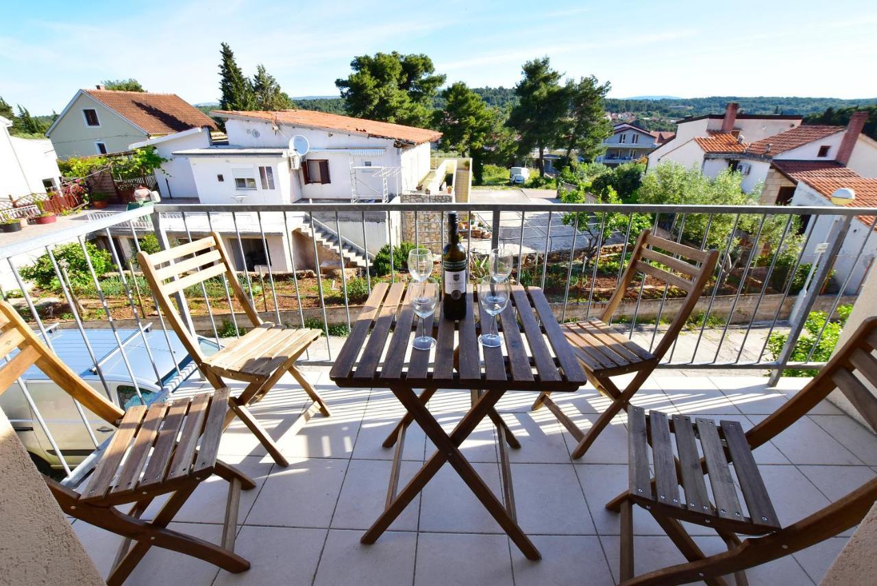 Olive Tree Apartamento Stari Grad  Exterior foto